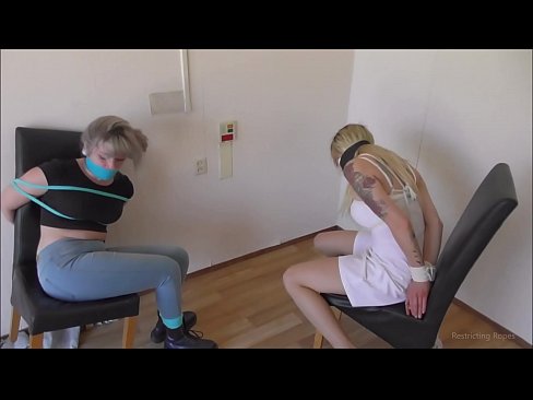 ❤️ Addictus / ligatus et clausus / puella in tribulatione Anal video at porn la.mobilecric.top
